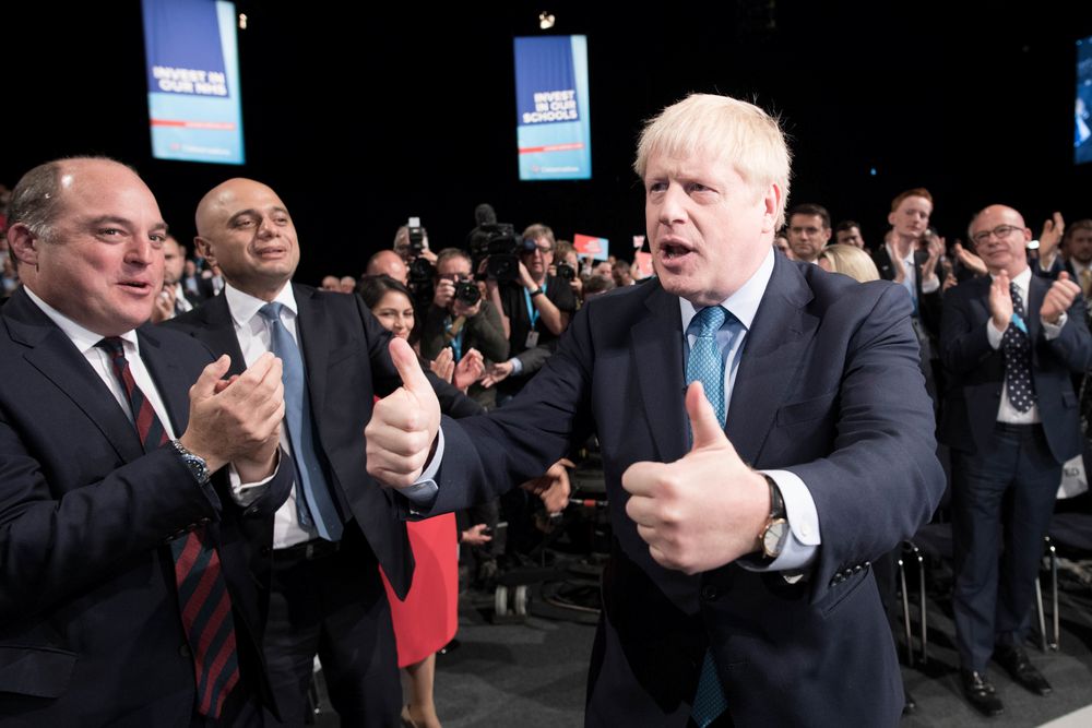 Britainu00e2u20acu2122s Prime Minister Boris Johnson gives a thumbs up as he leaves the stage after delivering his keynote speech to the Conservative Party annual conference in Manchester, October 2, 2019. u00e2u20acu201d Stefan Rousseau/Pool picture via Reuters
