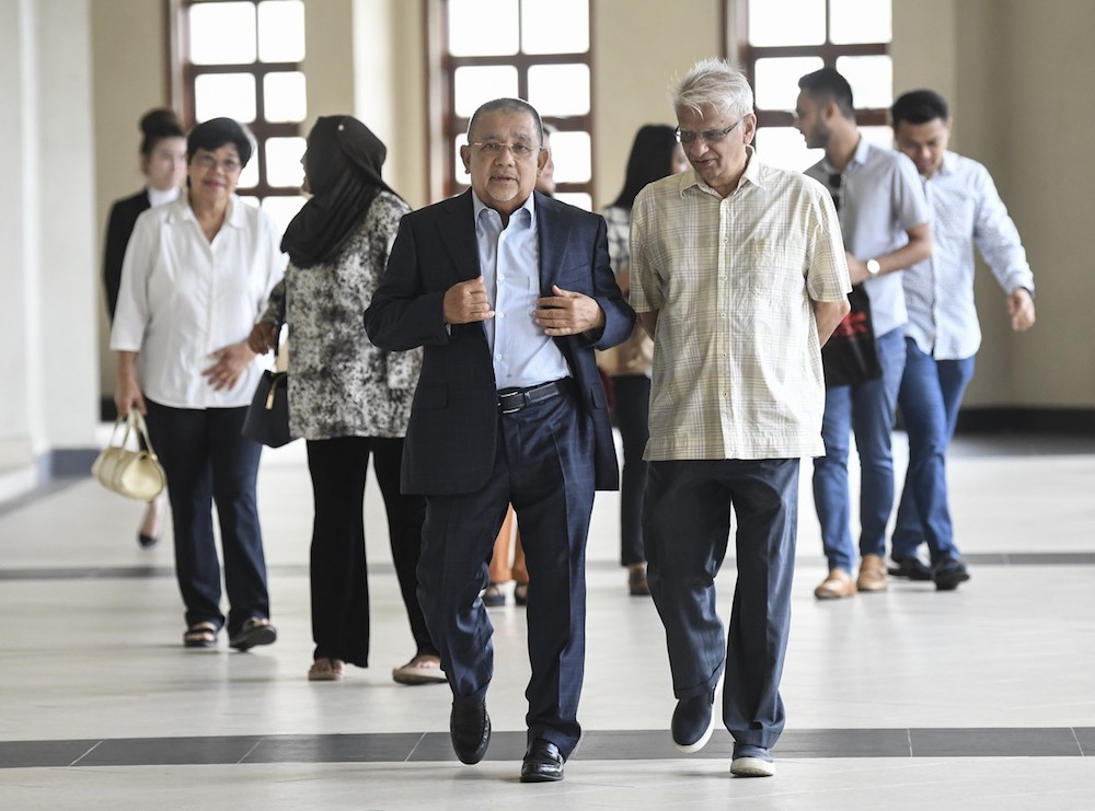 Tan Sri Mohd Isa Abdul Samad is seen at the Kuala Lumpur High Court October 7, 2019. u00e2u20acu201d Bernama pic