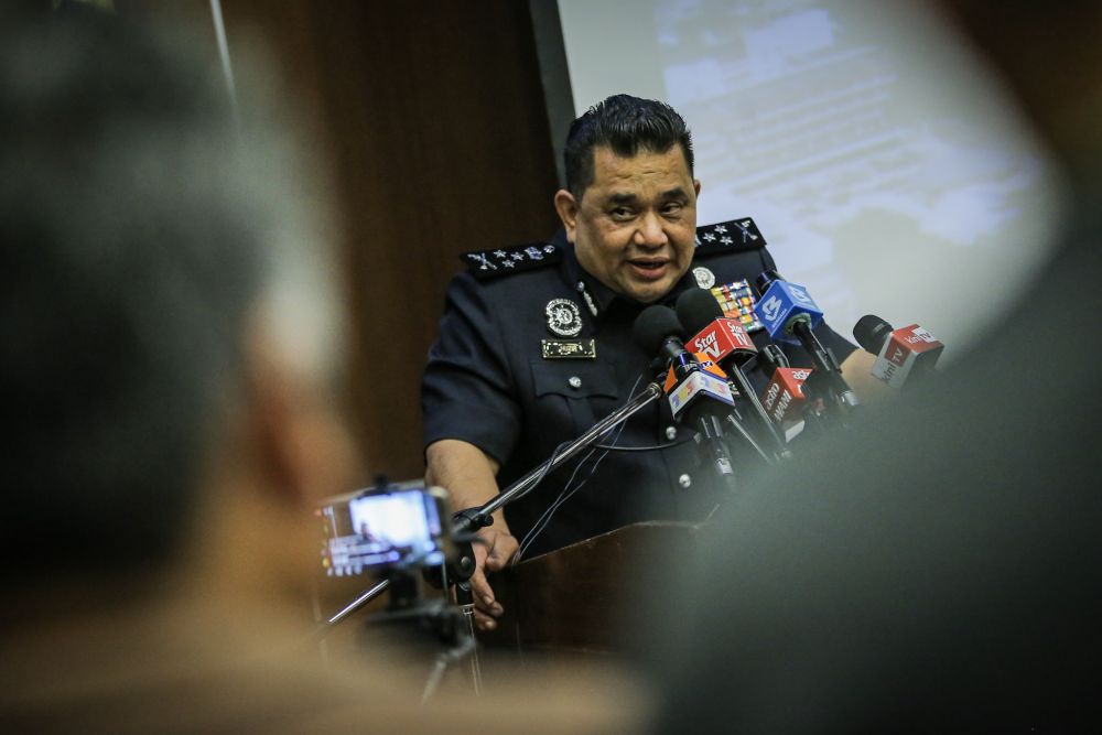Bukit Aman Criminal Investigations Department director Datuk Huzir Mohamed addresses members of the media during a press conference in Bukit Aman October 30, 2019. u00e2u20acu2022 Picture by Hari Anggara
