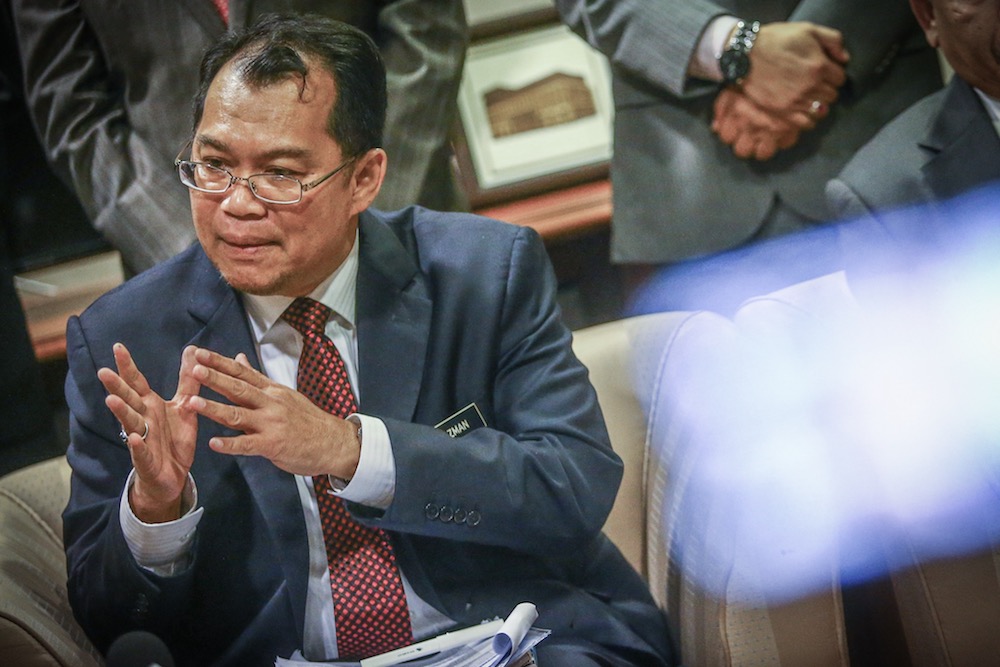 Auditor-General Datuk Nik Azman Nik Abdul Majid answers reportersu00e2u20acu2122 questions in Parliament October 14, 2019. u00e2u20acu201d Picture by Hari Anggara