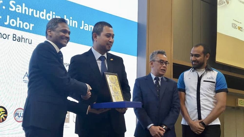 Johor Mentri Besar Datuk Dr Sahruddin Jamal (second from left) expects Johor to be given a larger allocation for the upcoming Budget 2020. u00e2u20acu201d Picture by Ben Tannn