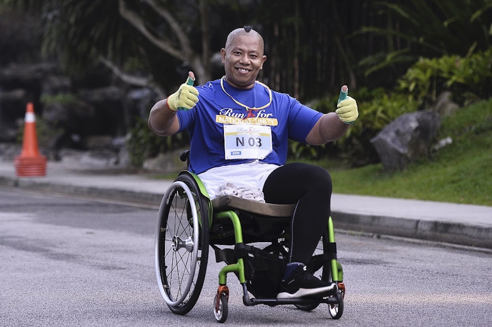 Mohd Aslan Baharin, 43 from Keramat joined the race to keep fit. ― Picture by Miera Zulyana 