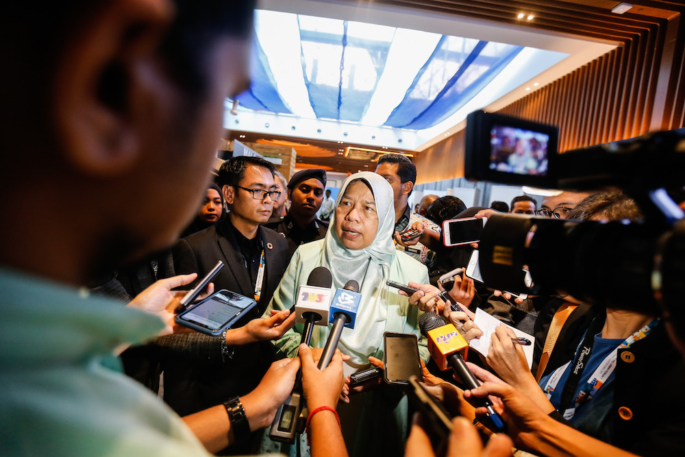 Housing and Local Government Minister Zuraida Kamaruddin speaks to the press after the closing ceremony of the 7th Asia-Pacific Urban Forum in Bayan Lepas October 17, 2019. u00e2u20acu201d Picture by Sayuti Zainudin