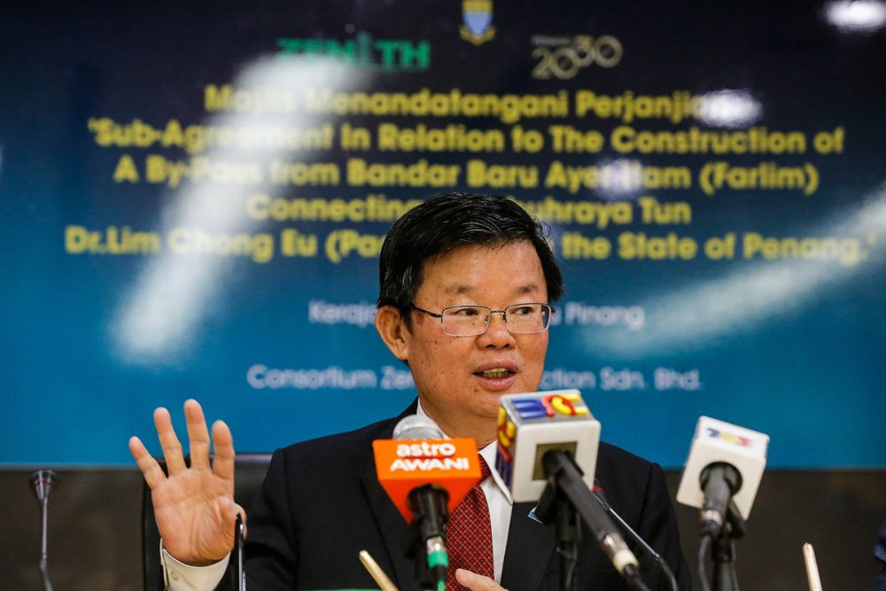 Penang Chief Minister Chow Kon Yeow speaks to reporters during a media conference at Komtar, George Town October 11, 2019. u00e2u20acu201d Picture by Sayuti Zainudin