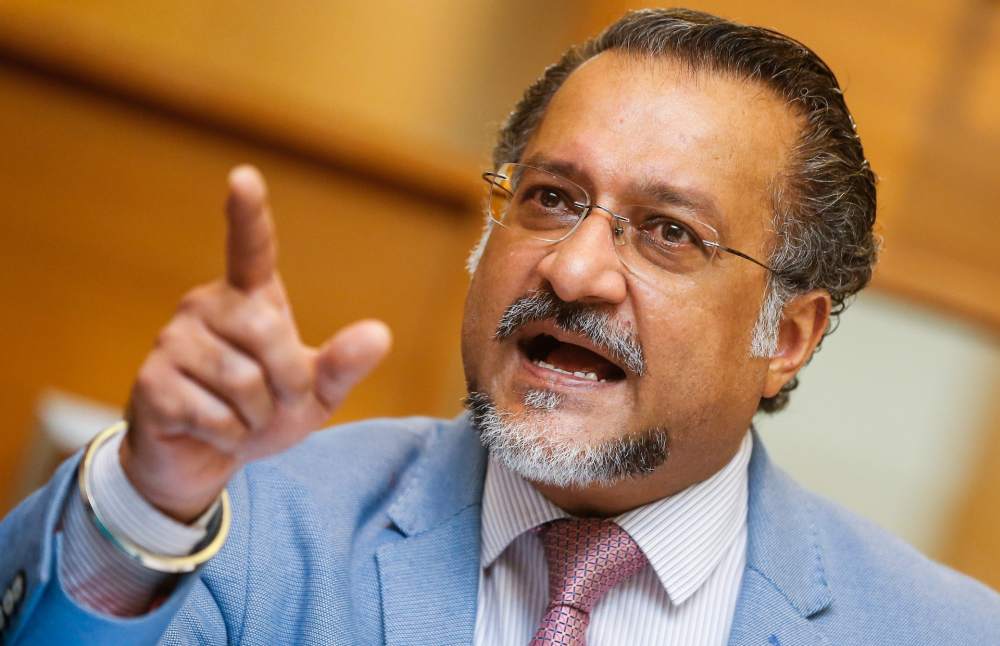 State Exco Jagdeep Singh Deo speaks to reporters in George Town October 1, 2019. u00e2u20acu2022 Pictureby Sayuti Zainudin