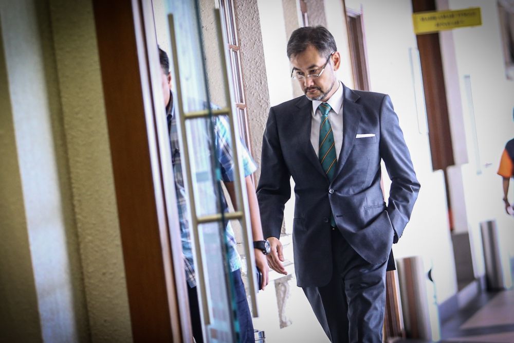 Former 1MDB chief executive officer Datuk Shahrol Azral Ibrahim Halmi is pictured at the Kuala Lumpur Courts Complex October 16, 2019. u00e2u20acu201d Picture by Hari Anggara