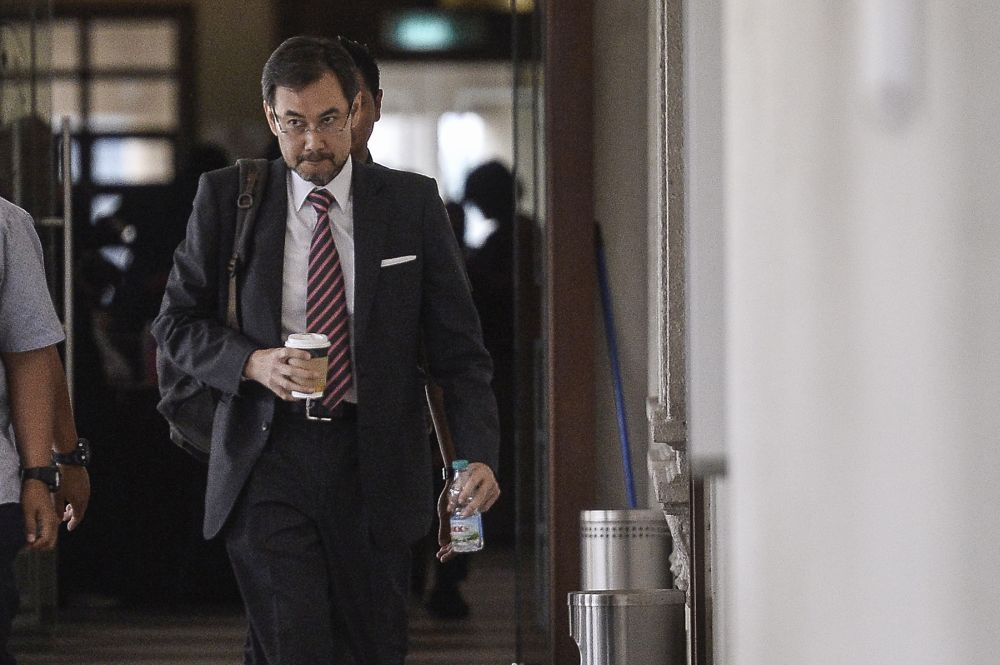 Former 1MDB CEO Datuk Shahrol Azral Ibrahim Halmi is pictured at the Kuala Lumpur High Court October 1, 2019. u00e2u20acu201d Picture by Miera Zulyana