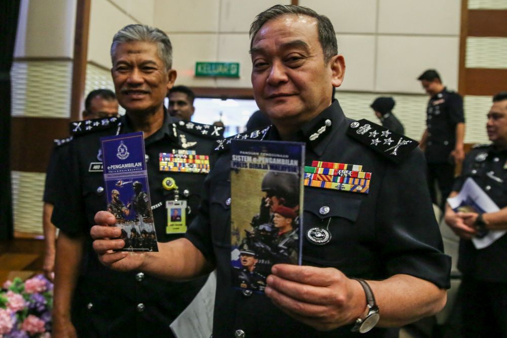 Deputy Inspector-General of Police Datuk Mazlan Mansor during the launch of the Royal Malaysian Police e-recruitment system at Bukit Aman in Kuala Lumpur October 29, 2019. u00e2u20acu201d Picture by Yusof Mat Isa