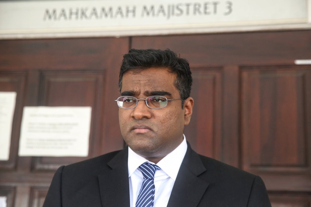 Lawyer Rajesh Nagarajan is seen at the Petaling Jaya Magistrateu00e2u20acu2122s Court October 18, 2019. u00e2u20acu2022 Picture by Choo Choy May