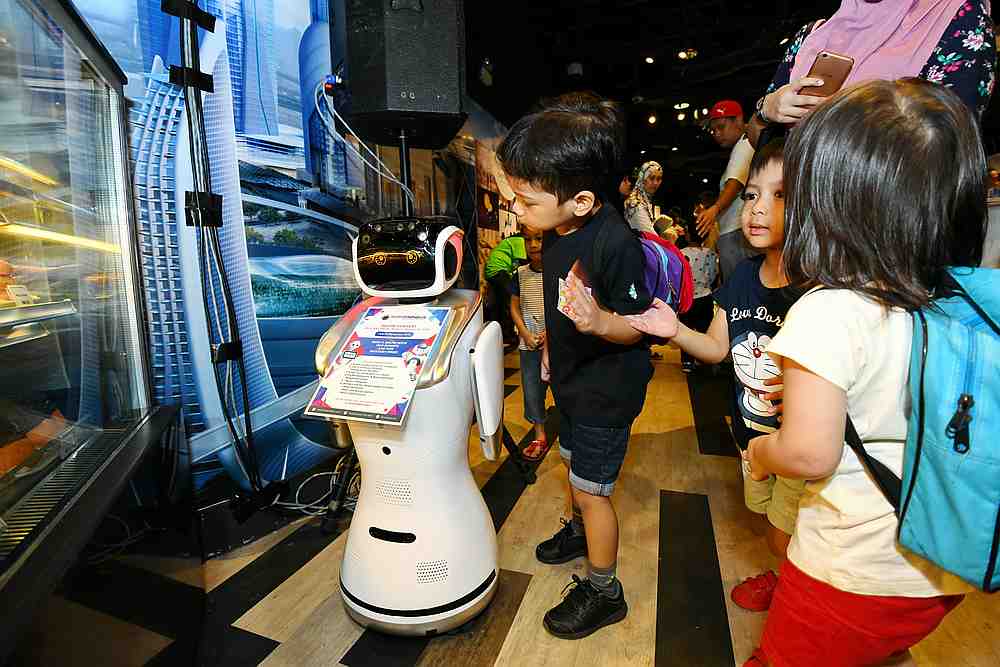 At Petrosains, there is as much emphasis on fun as there is on learning, as they try to spark the interest of their visitors. — Picture courtesy of Petrosains