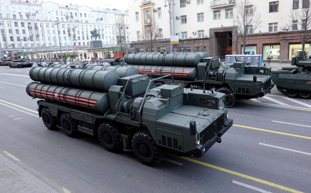 File picture shows Russian servicemen sitting in the cabins of S-400 missile air defence systems in Tverskaya Street before a rehearsal for the Victory Day parade in central Moscow, Russia April 29, 2019. u00e2u20acu201d Reuters pic