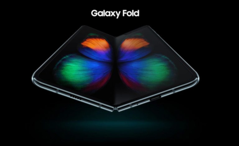 Samsung Malaysia has just confirmed that the pre-order for this folding smartphone will begin soon. u00e2u20acu201d SoyaCincau pic