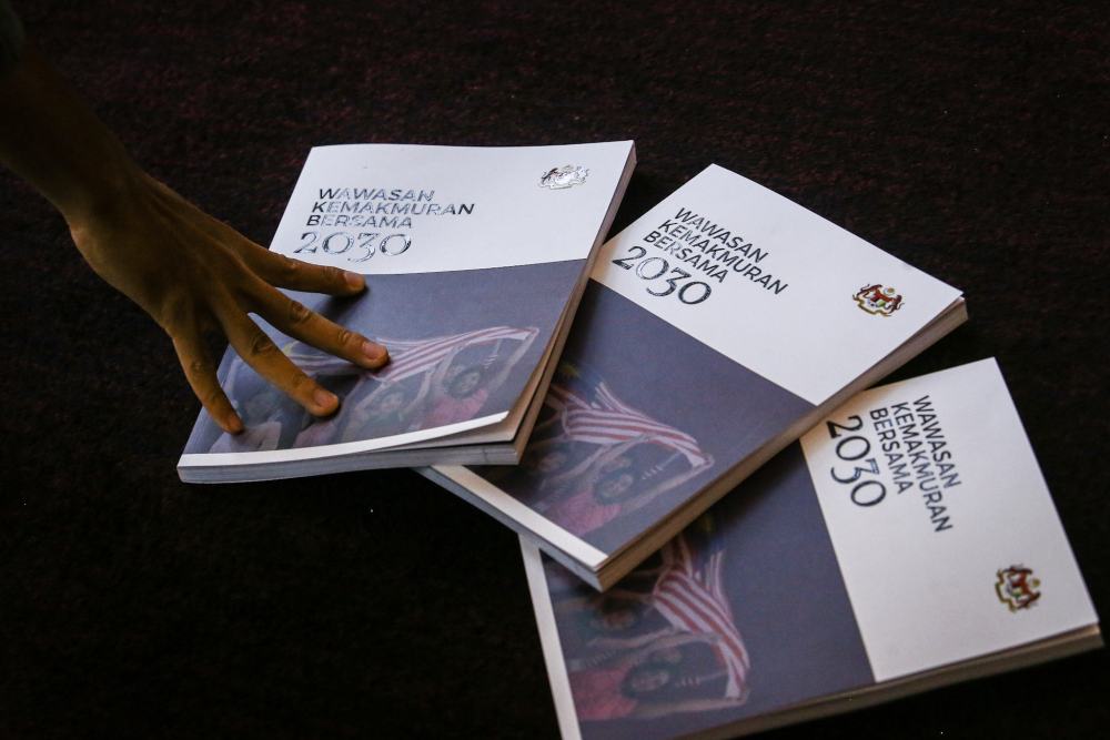 The u00e2u20acu02dcShared Prosperity Vision 2030u00e2u20acu2122 book is launched in Kuala Lumpur October 5, 2019. u00e2u20acu2022 Picture by Hari Anggara