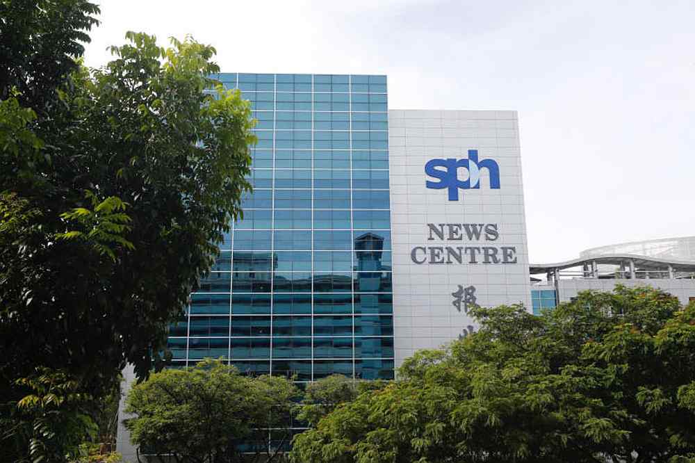 Singapore Press Holdings (SPH) will lay off 5 per cent of its employees by end-November. u00e2u20acu201d TODAY pic