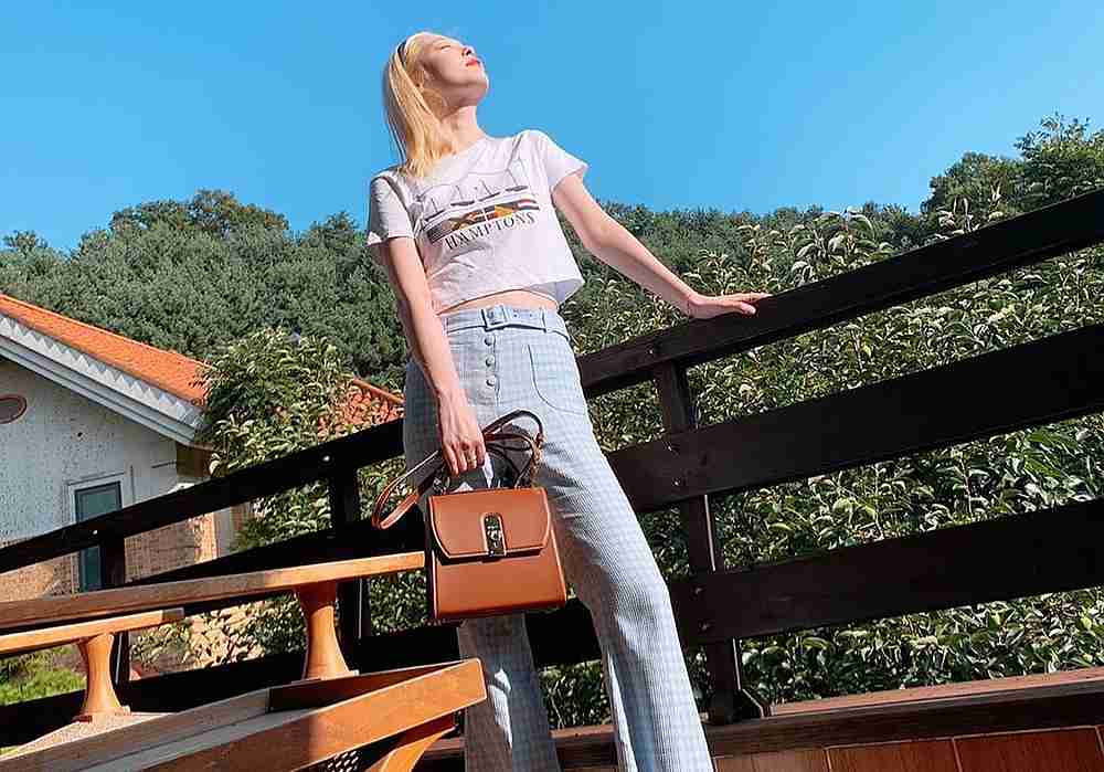 South Korean actress-singer Sulli busy shooting a commercial, the day before she took her life at home in Seoul. u00e2u20acu201d Instagram/jelly_jilli