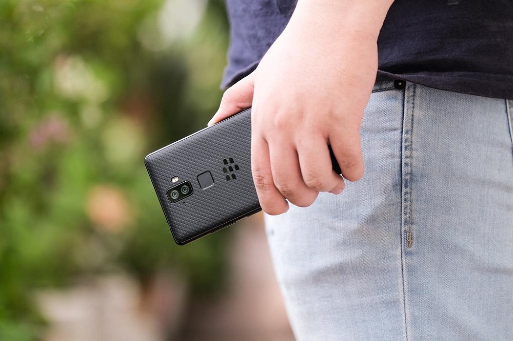 Lawyer Krishna R Sharma told the court that his client Fong Poh Kuen is a degree-holder and a certified chartered financial analyst who worked with insurance firms such as Prudential and AIA. u00e2u20acu201d TODAY pic