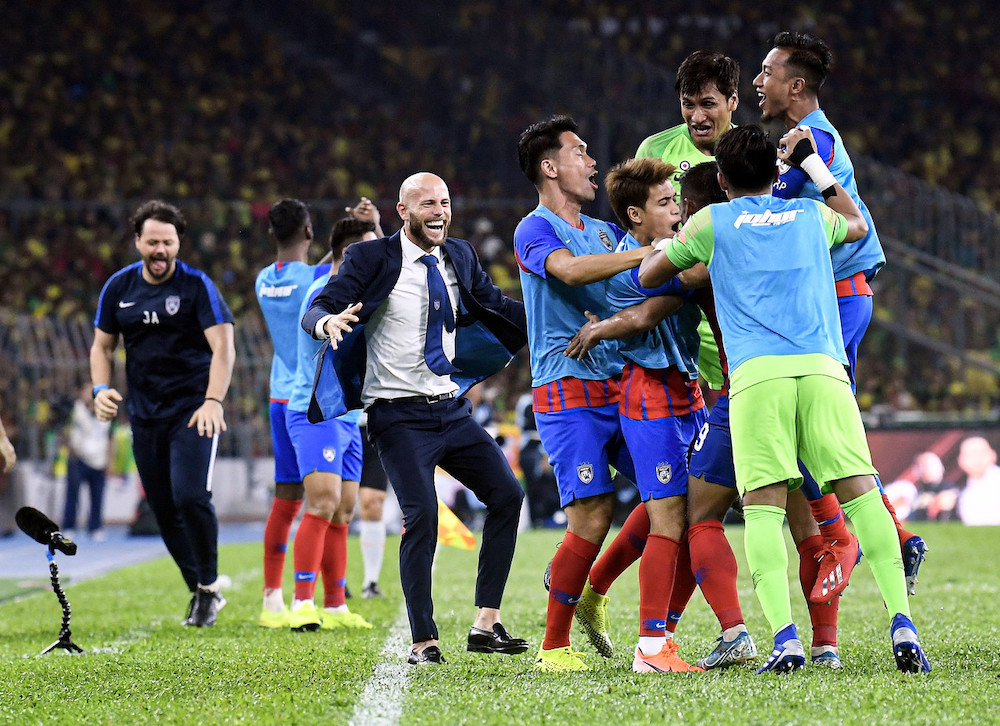 JDT manager Luciano Figueroa celebrates the teamu00e2u20acu2122s second goal during the Malaysia Cup final at Bukit Jalil National Stadium, November 2, 2019. u00e2u20acu201d Bernama pic