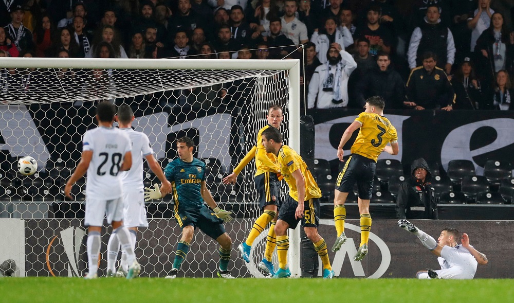 Vitoria's Bruno Duarte scores their first goal against Arsenal at the Estadio D. Afonso Henriques in Guimaraes, Portugal November 6, 2019. u00e2u20acu201d Action Images via Reuters