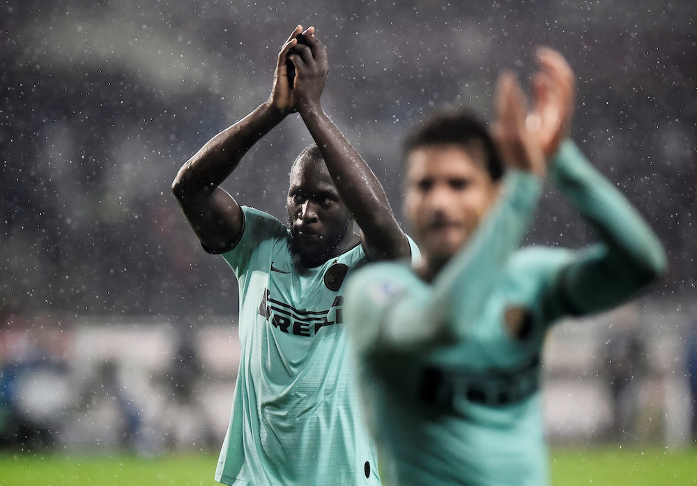 Inter Milan's Romelu Lukaku applauds fans after the Serie A match with Torino at Stadio Olimpico Grande Torino in Turin November 23, 2019. u00e2u20acu201d Reuters pic