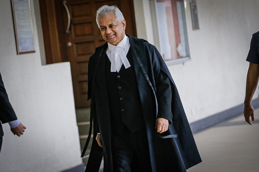 Attorney General Tan Sri Tommy Thomas at the Kuala Lumpur Court Complex November 15, 2019. — Picture by Hari Anggara