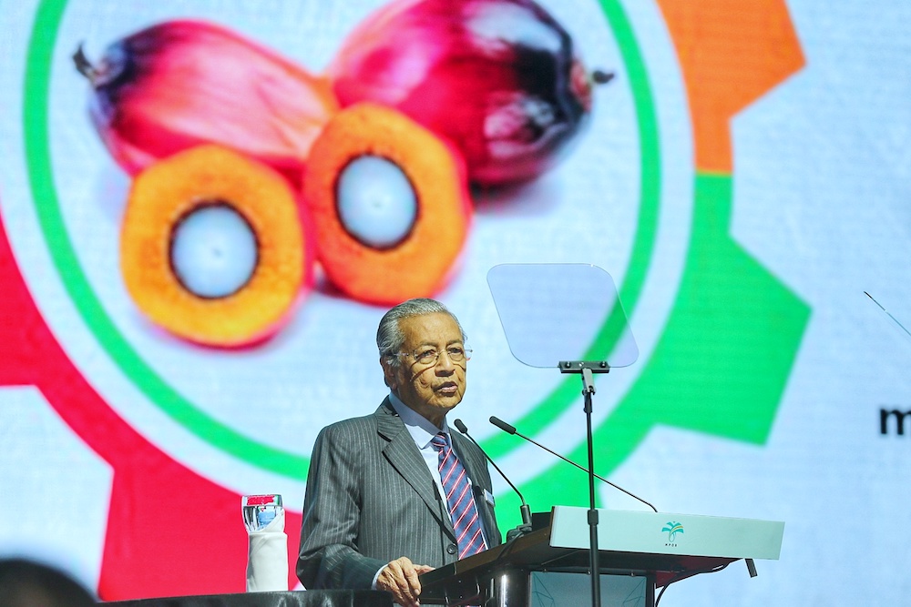 Prime Minister Tun Dr Mahathir Mohamad officiates the MPOB International Palm Oil Congress and Exhibition 2019 in Kuala Lumpur November 19, 2019. u00e2u20acu201d Picture by Ahmad Zamzahuri