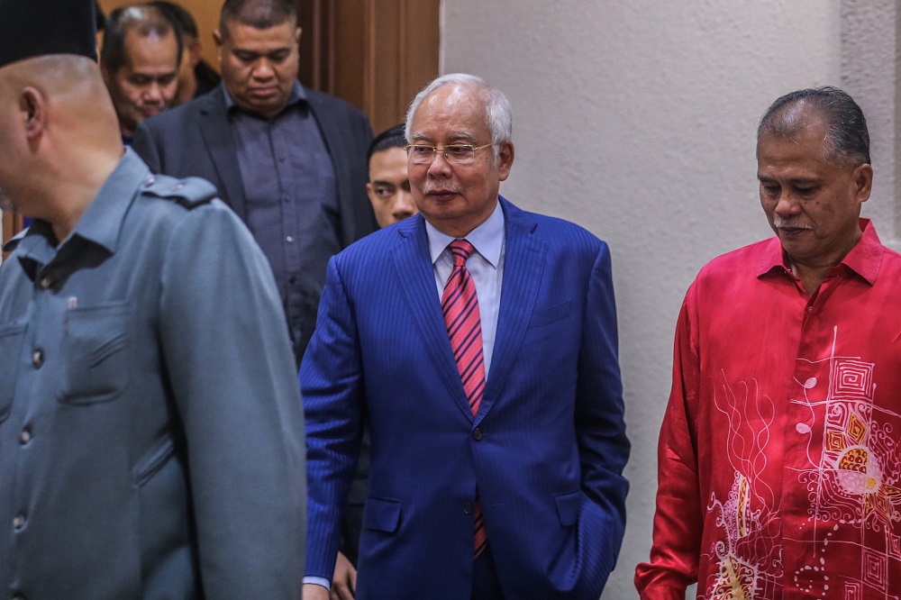 Datuk Seri Najib Razak is pictured at the Kuala Lumpur High Court November 19, 2019. — Picture by Firdaus Latif