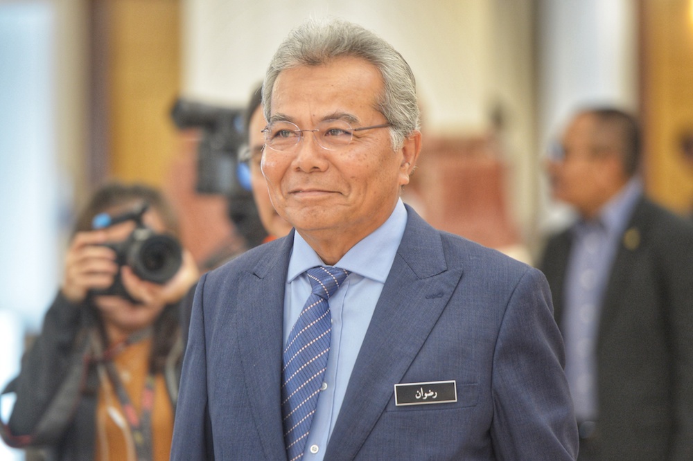 Entrepreneur Development Minister Datuk Seri Mohd Redzuan Yusof arrives in Parliament November 20, 2019. u00e2u20acu201d Picture by Shafwan Zaidon