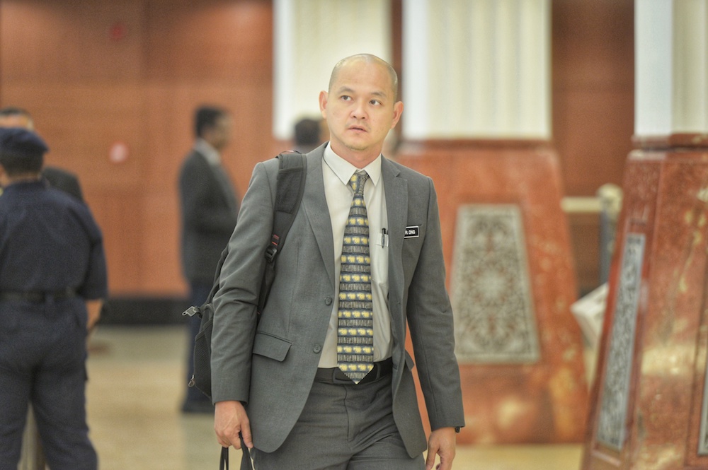Deputy International Trade and Industry Minister, Ong Kian Ming, arrives in Parliament November 20, 2019. u00e2u20acu201d Picture by Shafwan Zaidon
