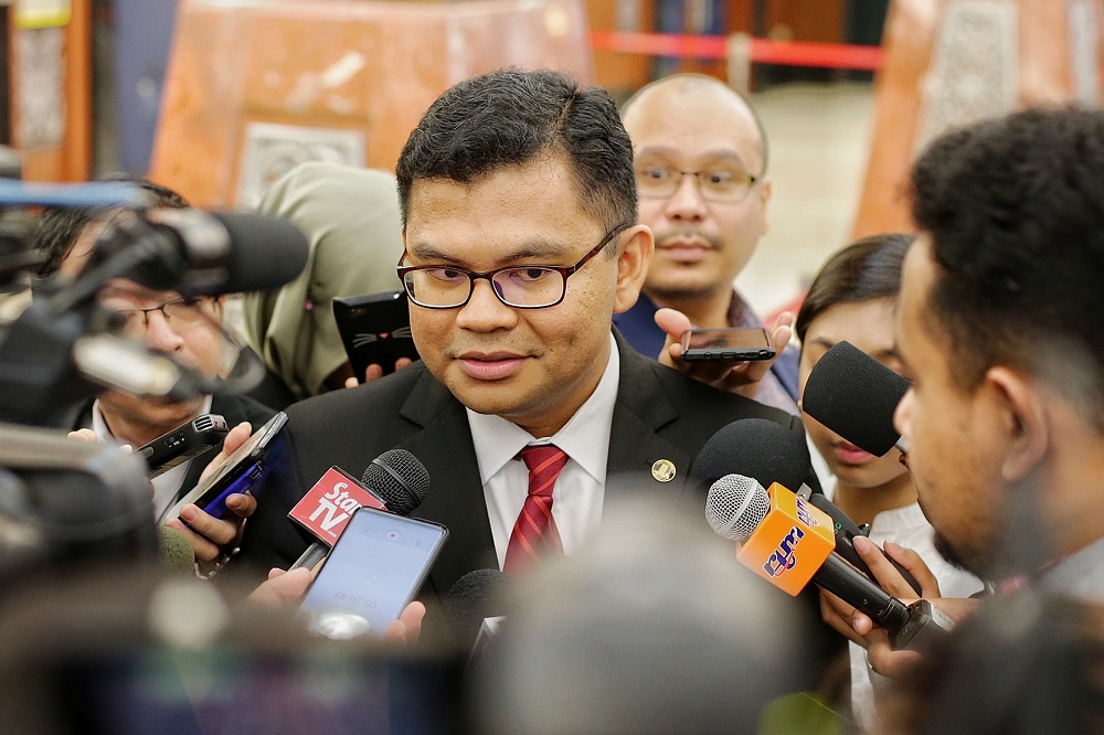 Johor Baru MP Akmal Nasir speaks to reporters at the Parliament lobby in Kuala Lumpur November 21,2019. u00e2u20acu201d Picture by Ahmad Zamzahurinn