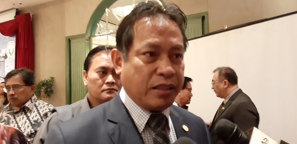 PBB supreme council member Datuk Dr Abdul Rahman Ismail speaks to reporters after opening the 34th annual general meeting of the Sarawak Farmersu00e2u20acu2122 Association in Kuching November 21, 2019. u00e2u20acu201d Picture by Sulok Tawie
