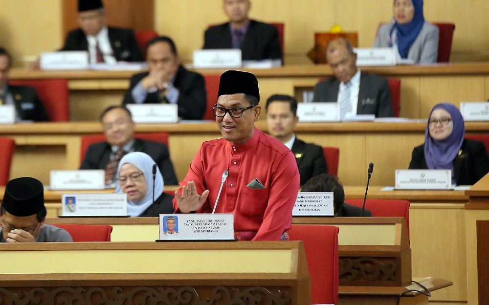 Perak Mentri Besar Datuk Seri Ahmad Faizal Azumu delivers his winding-up speech at the Perak State Assembly in Ipoh November 22, 2019. u00e2u20acu201d Picture by Farhan Najib