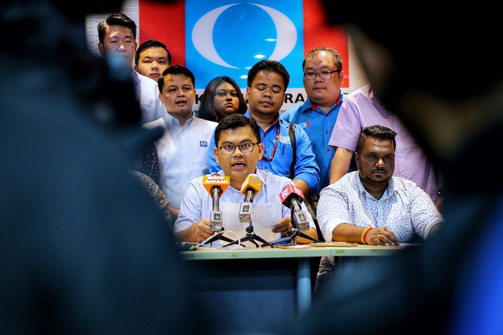 PKR Youth Chief Akmal Nasir speaks to reporters during a press conference at the party headquarters in Petaling Jaya November 24, 2019. u00e2u20acu201d Picture by Ahmad Zamzahuri