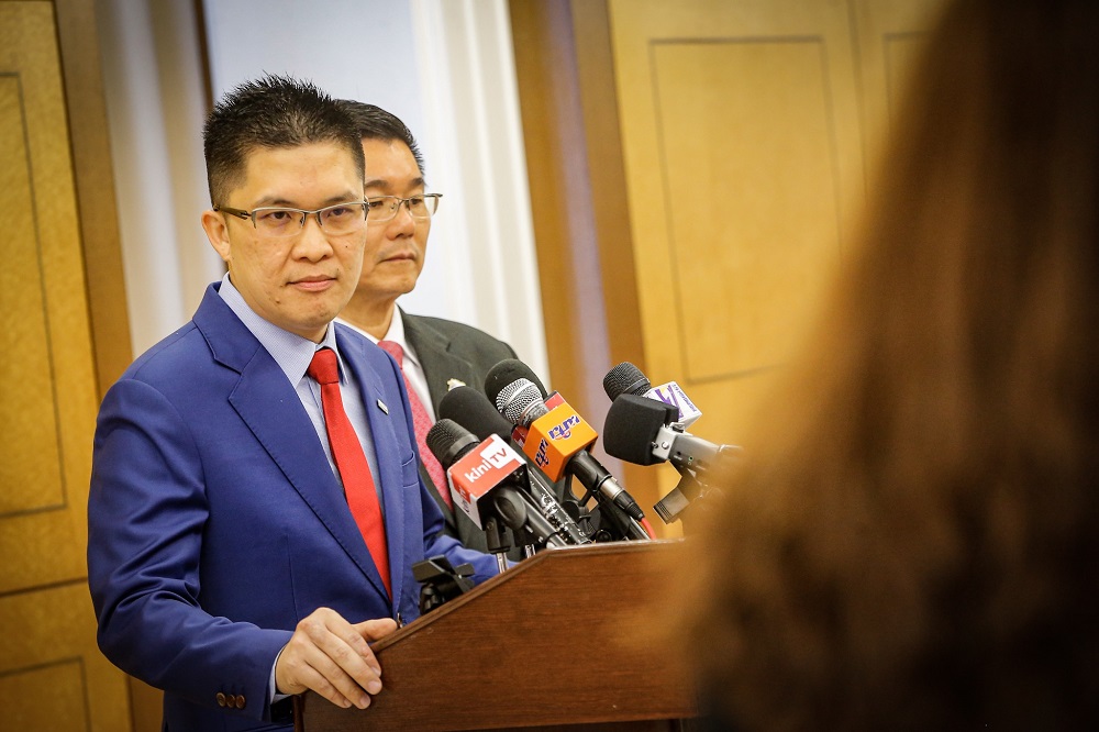 Ipoh Timor MP Wong Kah Woh speaks to reporters at the Parliament lobby in Kuala Lumpur November 25, 2019. u00e2u20acu201d Picture by Hari Anggara