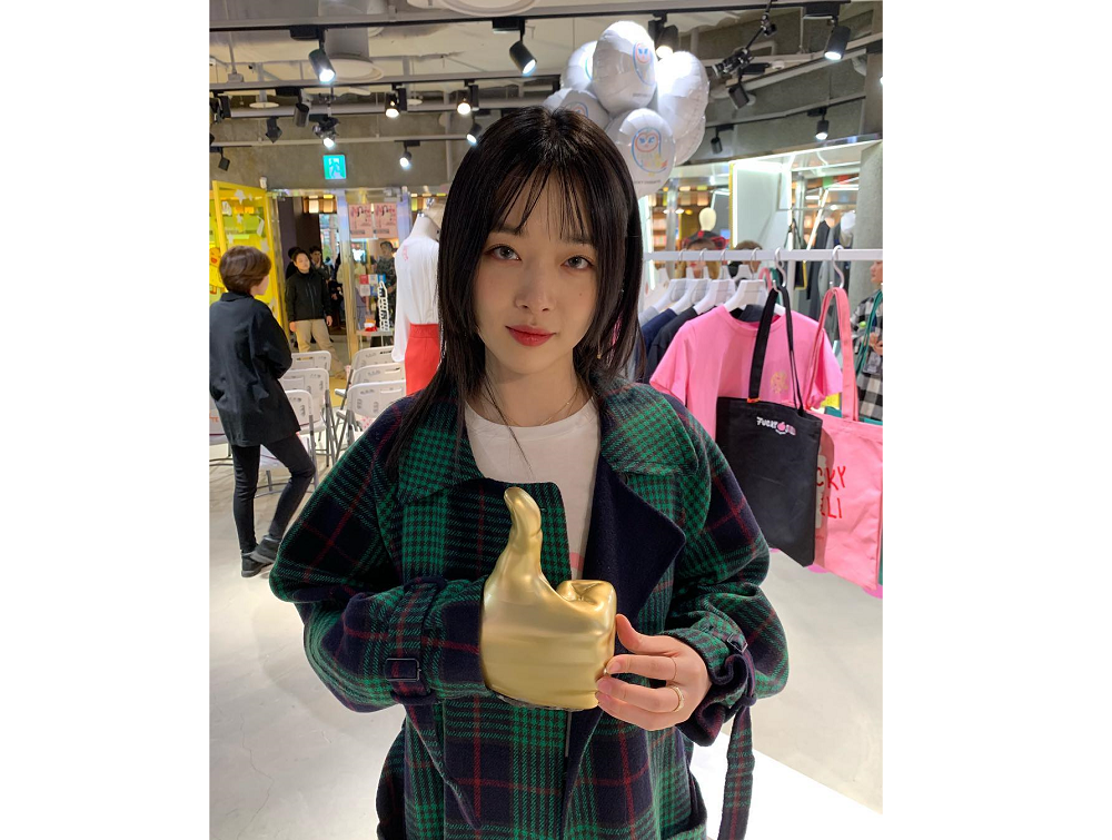 Some 100,000 pieces of sanitary pads have been donated to the underprivileged in honour of Sulli's fight for women's causes. u00e2u20acu201d Picture via Instagram/ jelly_jilli