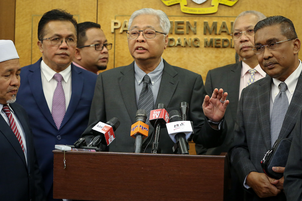 Opposition leader Datuk Seri Ismail Sabri Yaakob speaks during a news conference at Parliament in Kuala Lumpur November 28, 2019. u00e2u20acu201d Picture by Yusof Mat Isa