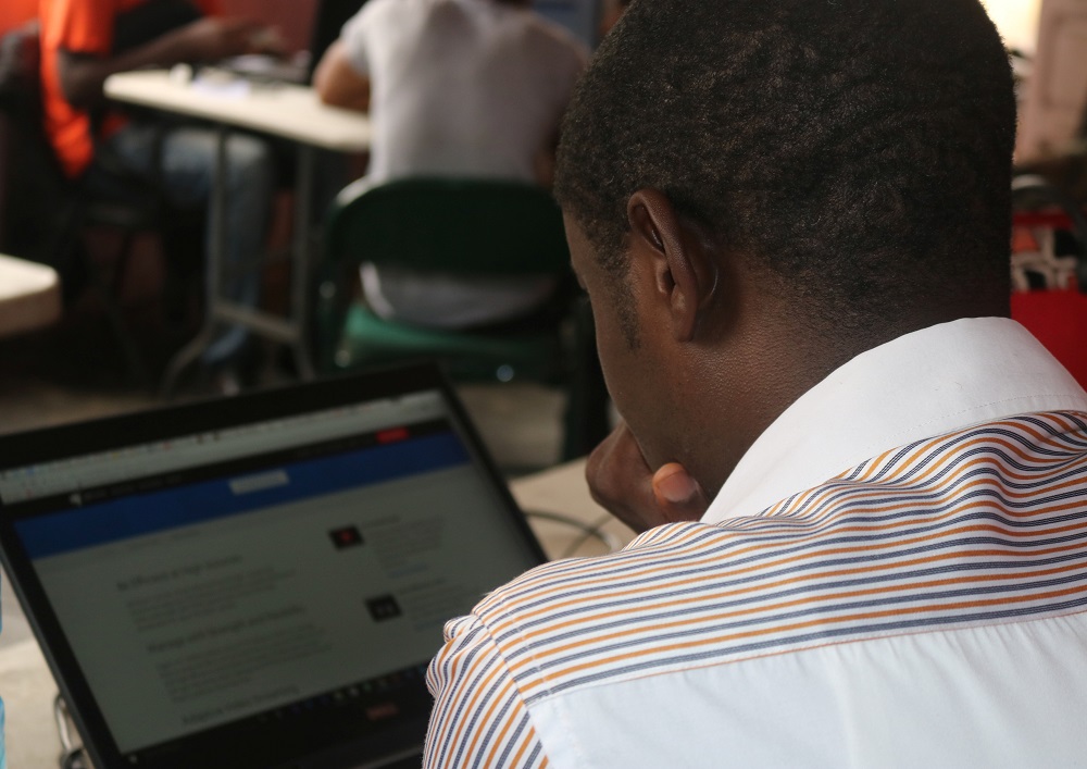 Young startup promoters work on their computers in New Bonako village, Cameroon March 28, 2017 2017. u00e2u20acu201d Reuters pic