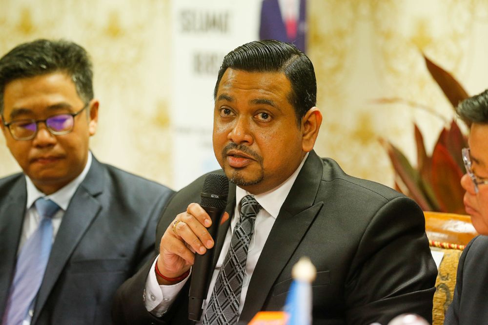 Penang Convention and Exhibition Bureau Chief Executive Officer Ashwin Gunasekeran speaks during a press conference at Dewan Sri Pinang, George Town November 7, 2019. u00e2u20acu201d Picture by Sayuti Zainudin
