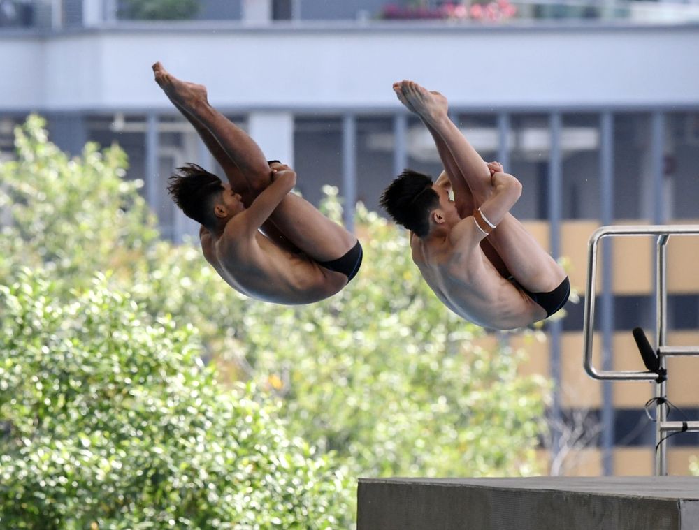 National divers Jellson Jabillin and Hanis Nazirul Jaya Surya competing  in the menu00e2u20acu2122s 10-meter platform at the FINA Grand Prix Championship at the National Aquatic Center in Bukit Jalil , November 16, 2019. u00e2u20acu201d Bernama pic