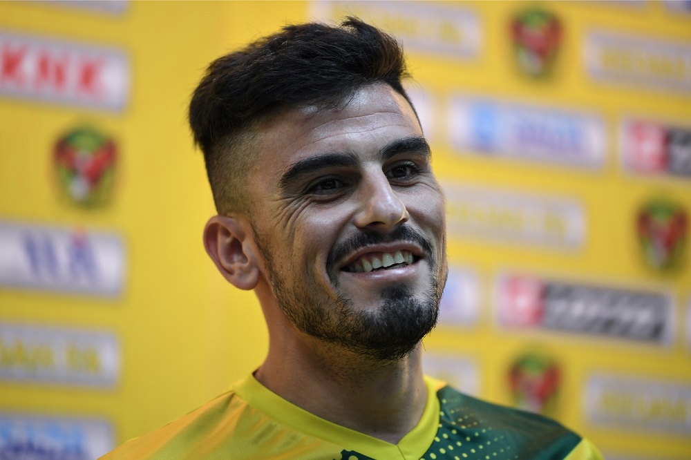 Kedah FAu00e2u20acu2122s Spanish striker Fernando Rodriguez speaks during a press conference in Alor Setar July 23, 2019. u00e2u20acu201d Bernama pic
