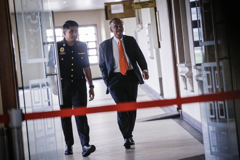 Former Auditor-General Tan Sri Ambrin Buang is seen at the Kuala Lumpur Court Complex, November 27, 2019. u00e2u20acu2022 Picture by Hari Anggara