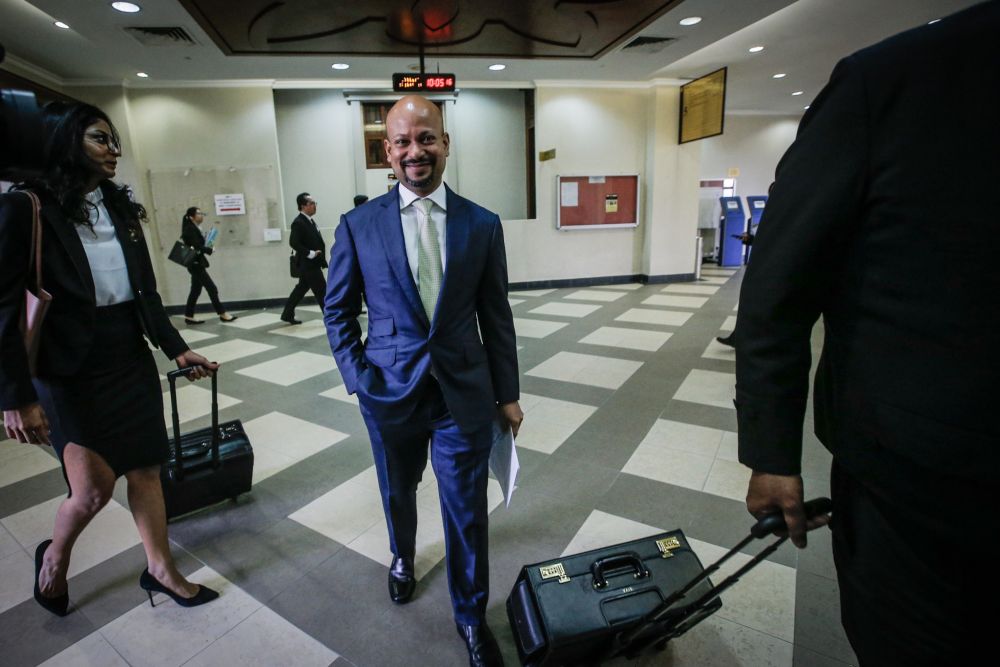 Ex-1MDB CEO Arul Kanda Kandasamy is pictured at the Kuala Lumpur Court Complex November 15, 2019. u00e2u20acu201d Picture by Hari Anggara