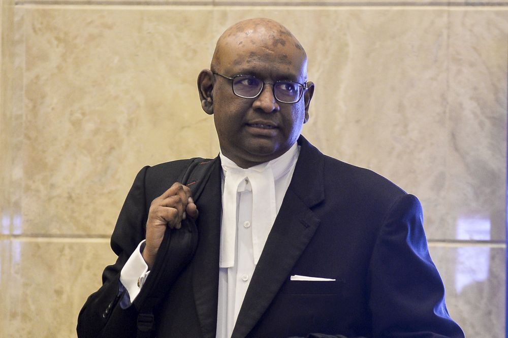 Lawyer K. Shanmuga is pictured at the Federal Court in Putrajaya November 14, 2019. — Picture by Miera Zulyana