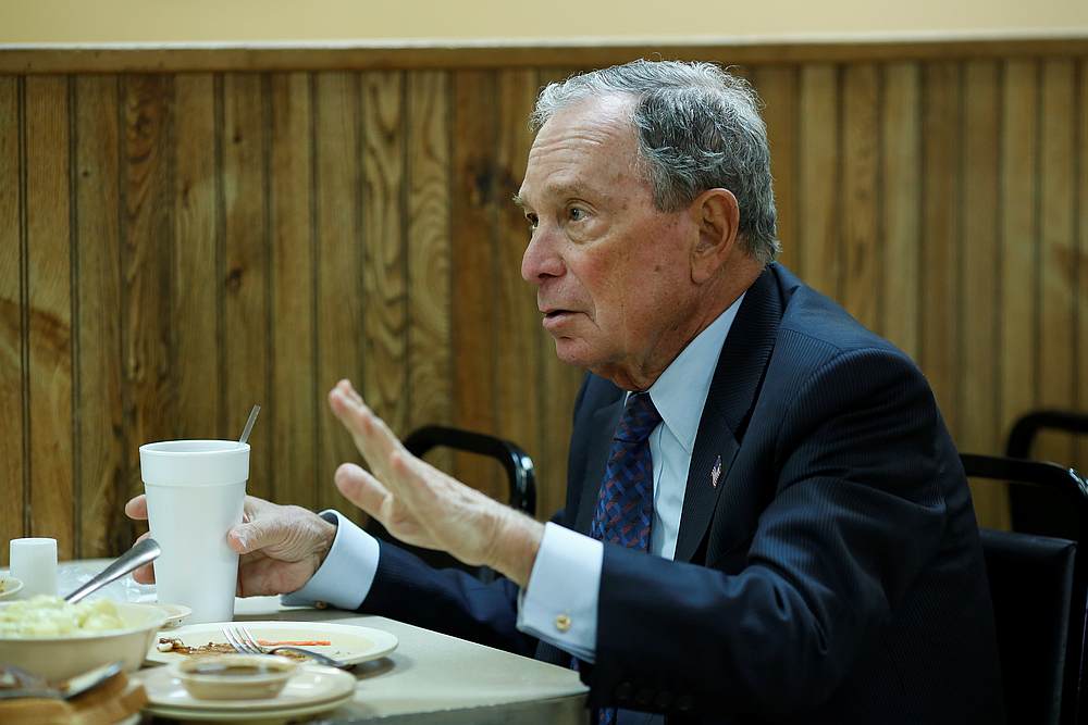 Michael Bloomberg, the billionaire media mogul and former New York City mayor, having lunch in Little Rock, Arkansas November 12, 2019. u00e2u20acu201d Reuters pic 