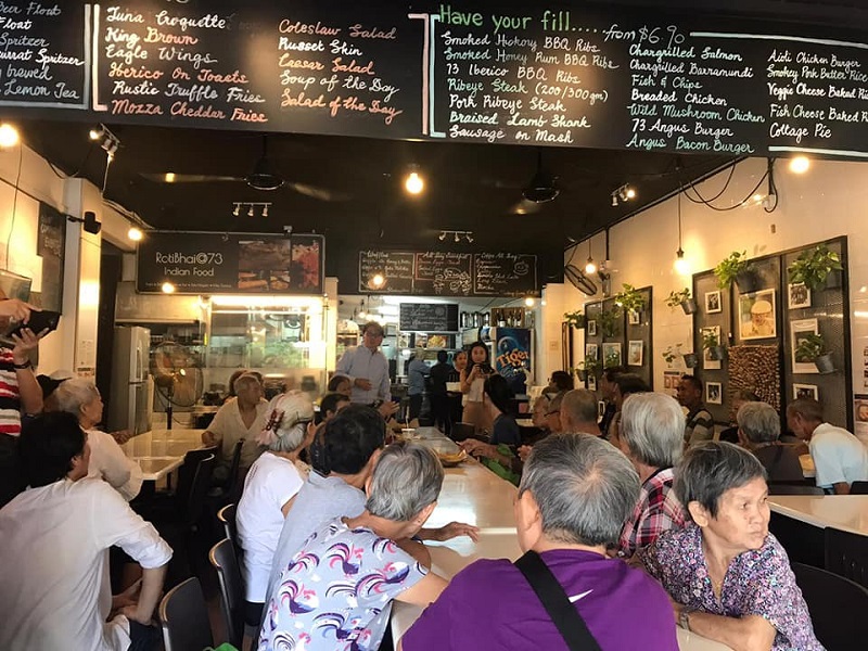 Mr Chua decided to celebrate his birthday with an act of kindness. u00e2u20acu201d Picture from Facebook/Happy People Helping People