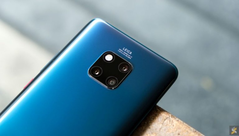 Despite being a year old, the Mate 20 Pro is still a decent flagship smartphone that comes with an impressive camera. u00e2u20acu2022 Picture via SoyaCincau