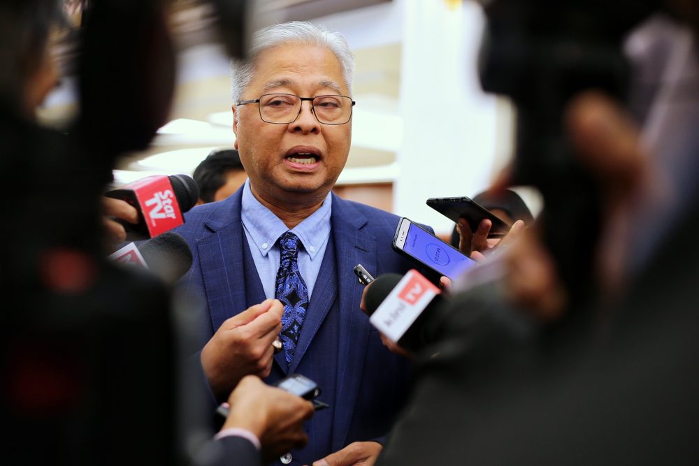 Datuk Seri Ismail Sabri Yaakob speaks to reporters at the Parliament lobby, November 21, 2019. u00e2u20acu2022 Picture by Ahmad Zamzahuri