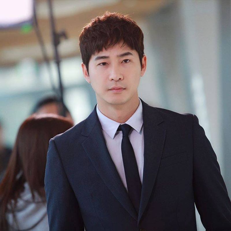 South Korean actor Kang Ji Hwan is facing a three-year jail sentence for raping two women while they were asleep. u00e2u20acu2022 Picture via Facebook/kangjihwan