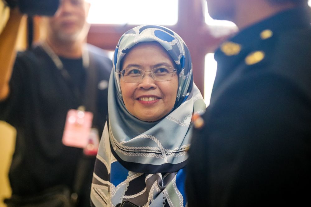 Witness Nor Salwani Muhammad is pictured at the Kuala Lumpur Court Complex November 21, 2019. — Picture by Firdaus Latif
