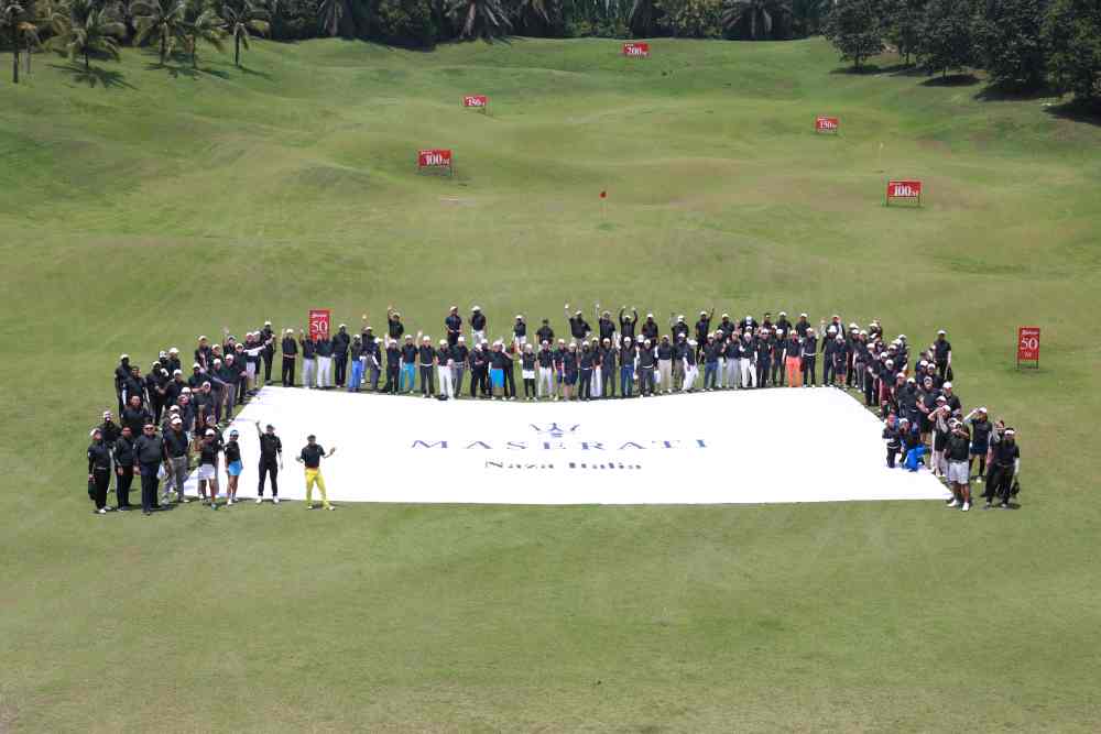 Maserati Club of Malaysia committee members and golfers kick off the clubu00e2u20acu2122s inaugural charity golf tournament at the Palm Garden Golf Club in Putrajaya. u00e2u20acu2022 Picture courtesy of Maserati Club of Malaysia