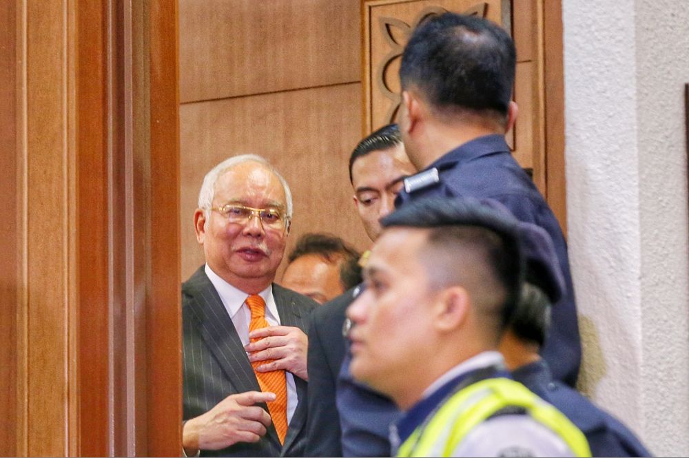 Datuk Seri Najib Razak is pictured at the Kuala Lumpur High Court November 11, 2019. u00e2u20acu201d Picture by Ahmad Zamzahuri
